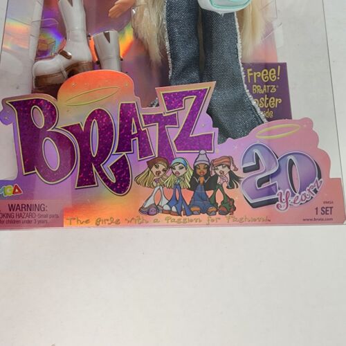 Bratz Cloe 20 Year Anniversary Fashion Doll 2nd Outfit NFRB 2021