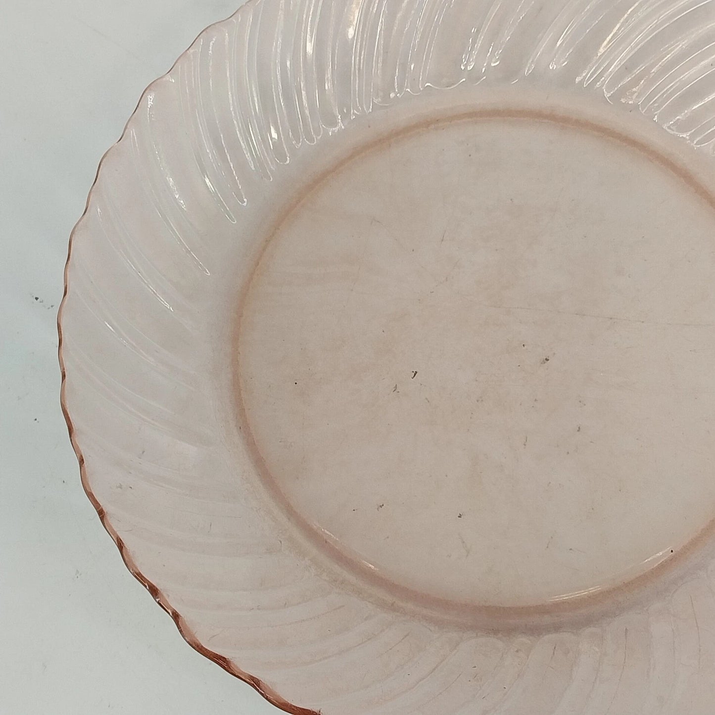 Fortecrisa Pink Swirl Ribbed Glass Coupe Soup Bowl 8.5” MCM Tableware Mexico Vtg