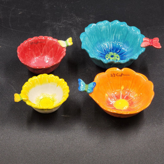 Cupcakes & Cartwheels Ceramic Butterfly Measuring Cups Nesting Set Flower Shape