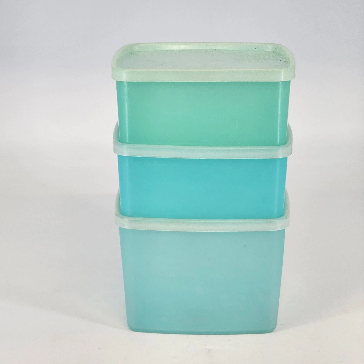 3 Tupperware 311/312 Blue Green Storage Containers w Lids Freezer Fridge Vintage
