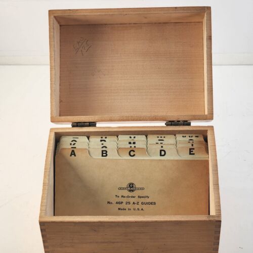 Wooden Recipe Box With Hinged Lid Back and Index Tabs Inside 5" Tall