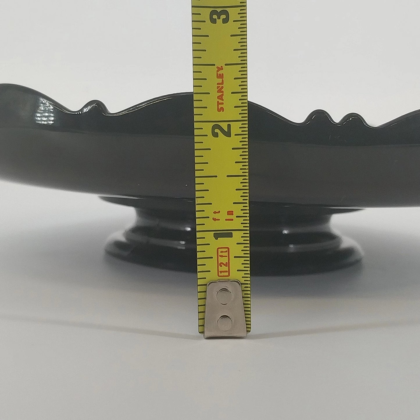 LE Smith Mt Pleasant Black Glass Footed Serving Bowl Scalloped Rim 9.25" Vintage