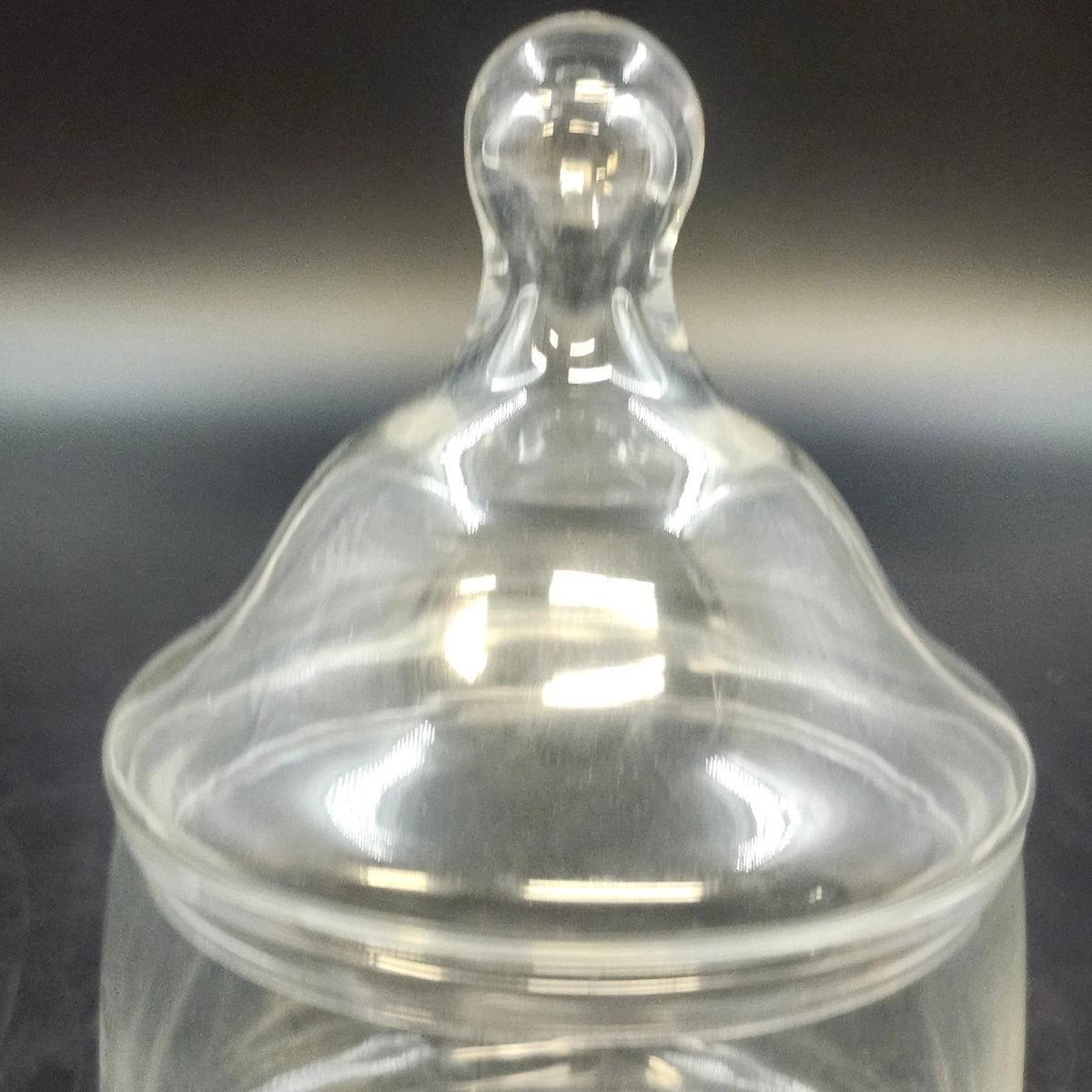 Clear Glass Apothecary Candy Jar Canister Pointed Finial Lid 5.5" Wide Base Vtg