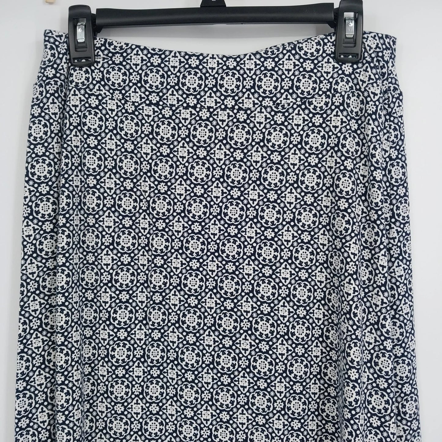 Talbots Pull-On Maxi Skirt Blue White Medallion Print Women's Medium Petite MP