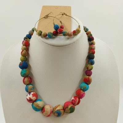 Plunder Gold Tone Chain Fabric Covered Beaded Multicolor Necklace & Earring Set