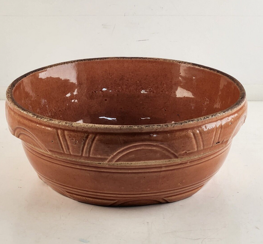 Watt Pottery Ovenware Brown Crock Bowl Heavy Rim USA 8½" Across x 3" H Vintage