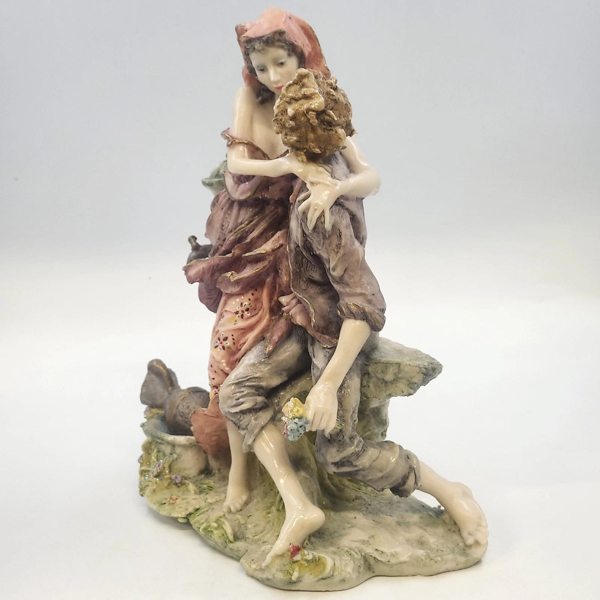 Giuseppe Armani 675T Love in Bloom Couple Kissing Figurine 12.5" No Base