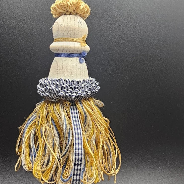 2 Tassel Tie-Back Elegant Country Curtain Tie-Back Blue Gold Craft Wood Cord Vtg