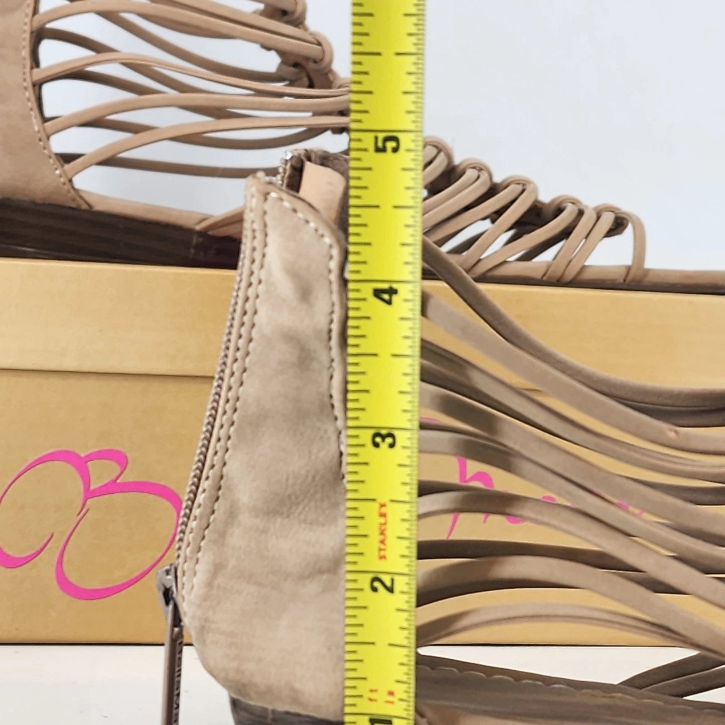 Bella Marie Gladiator Wedge Sandals Womens 8 Taupe Cage Style