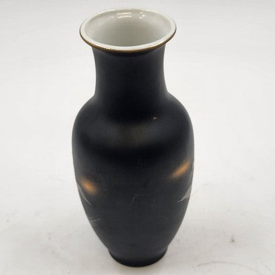 Vintage Kutani Japan Black Porcelain Vase – 8" Hand-Painted with 24K Gold Detailing, White Glazed Interior – Collectible Japanese Art Pottery