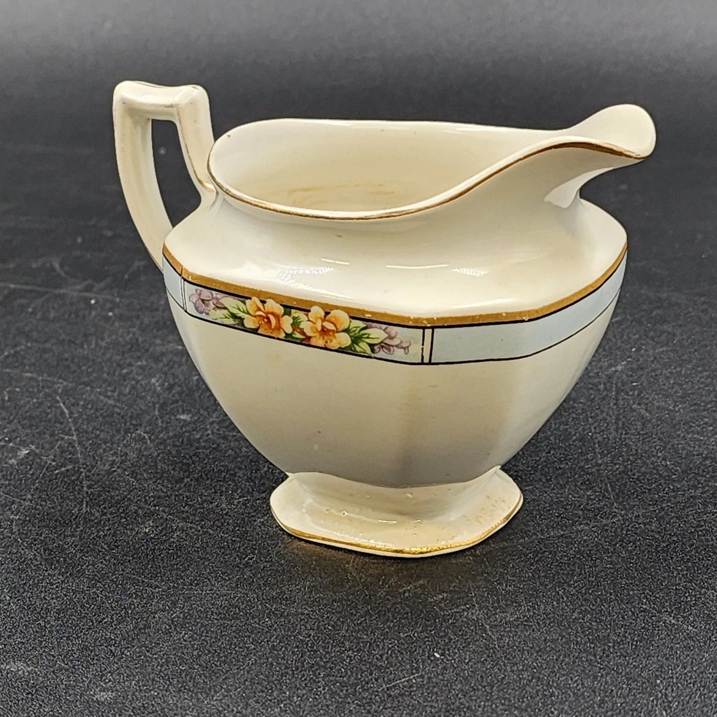 Nebraska Blue Creamer Syrup Pitcher England Blue Rim Flower Accent J&G Meakin