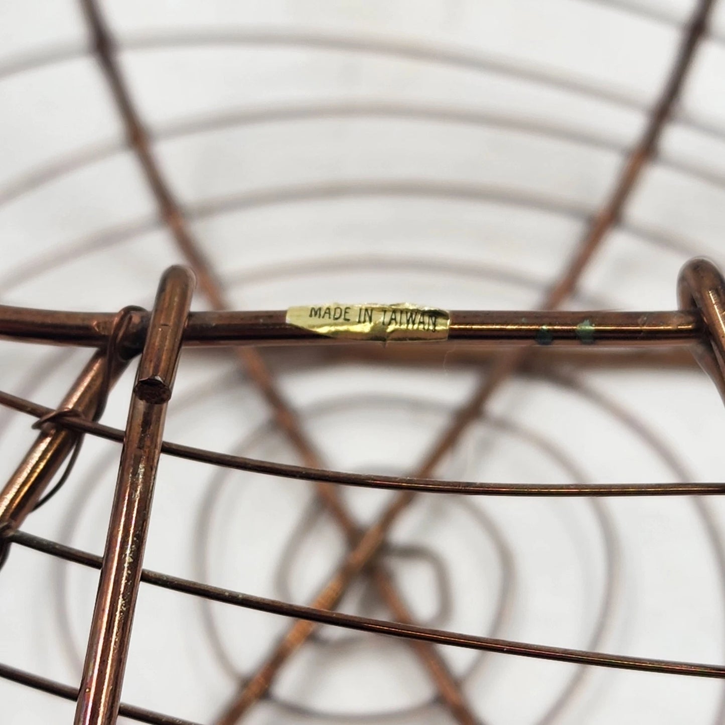 Wire Duck Egg Basket Rustic Farmhouse Gathering Kitchen Fruit Storage 12" Vtg