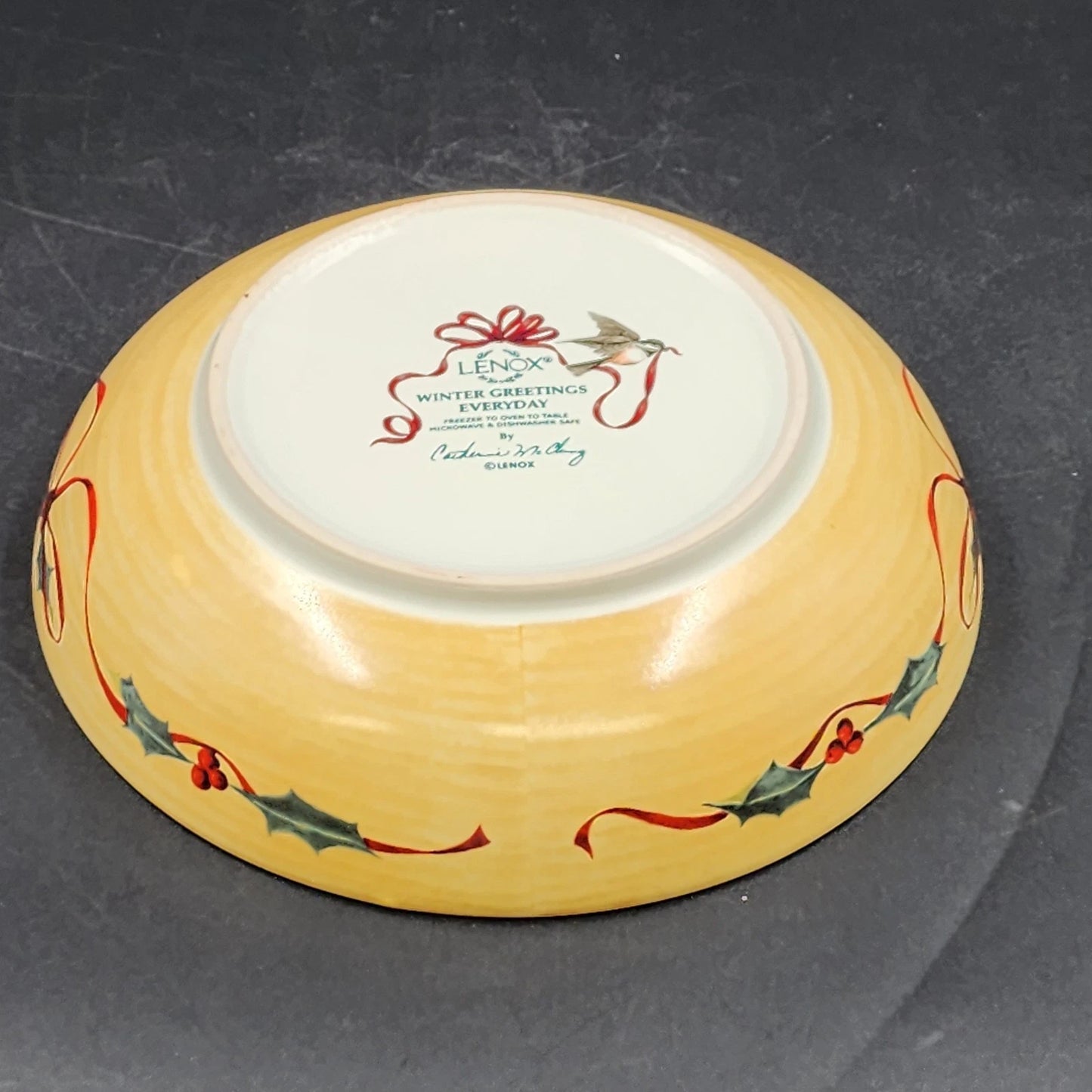 Lenox Winter Greetings Round Vegetable Bowl 9" Cardinal Holly Gold Trim with Box