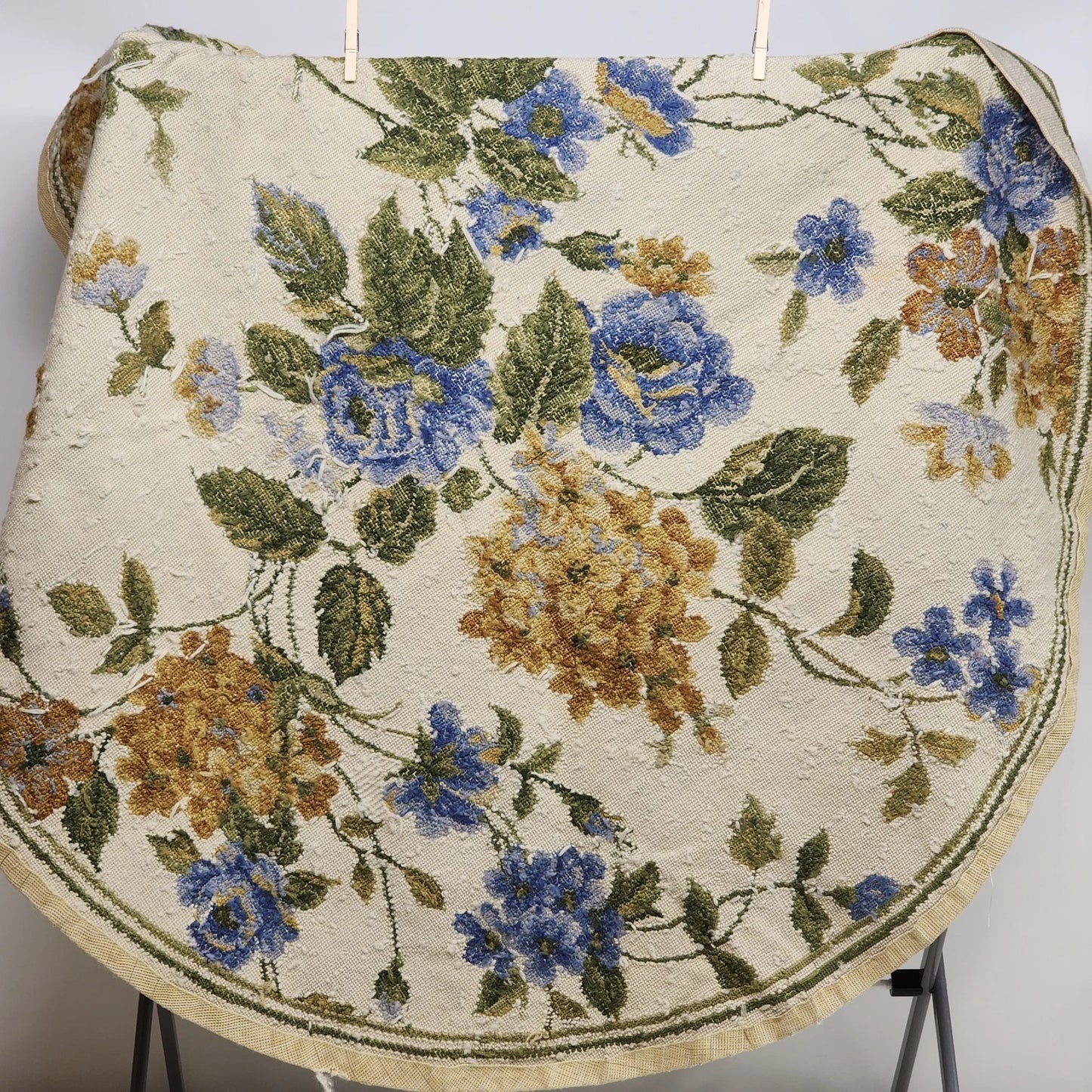 Handmade Wool Area Rug 48" Round Vintage Floral Pattern Hooked Carpet Throw Rug