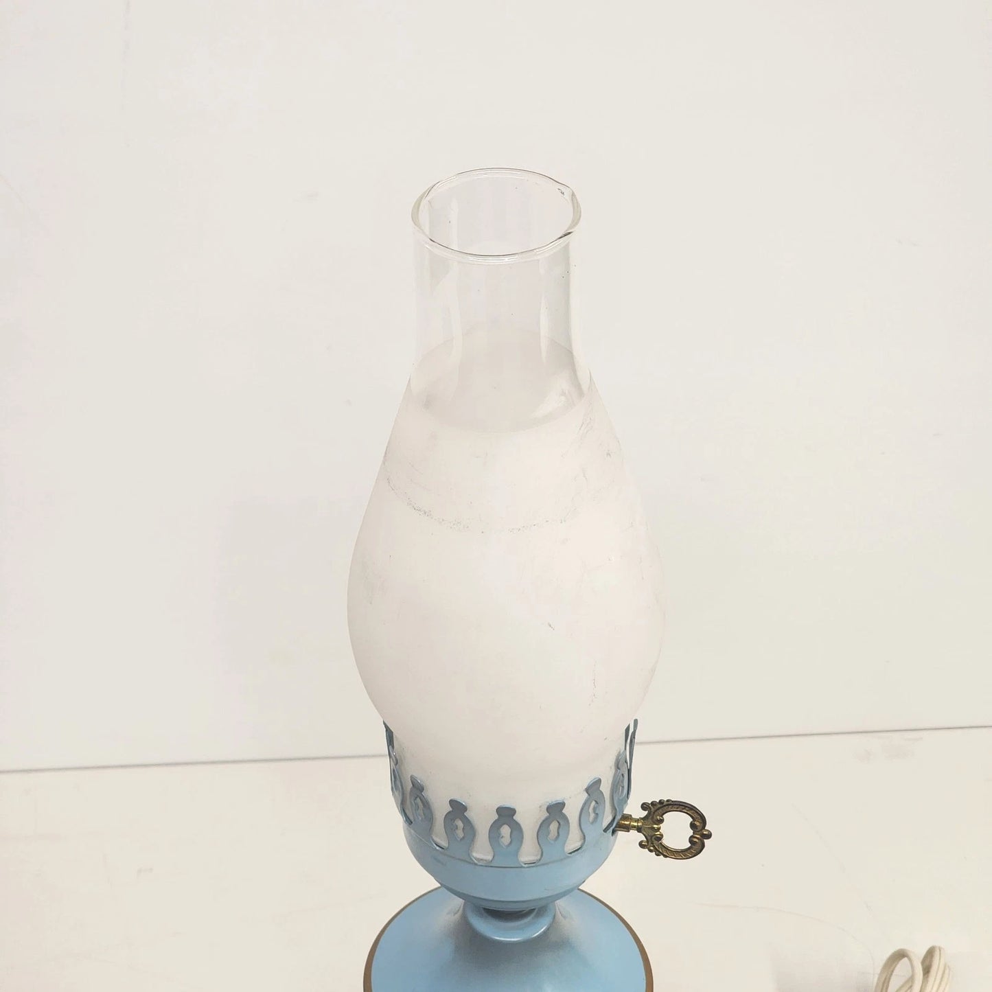 Metal Toleware Hurricane Lamp Glass Chimney MCM Desk Table Blue 18" Vintage