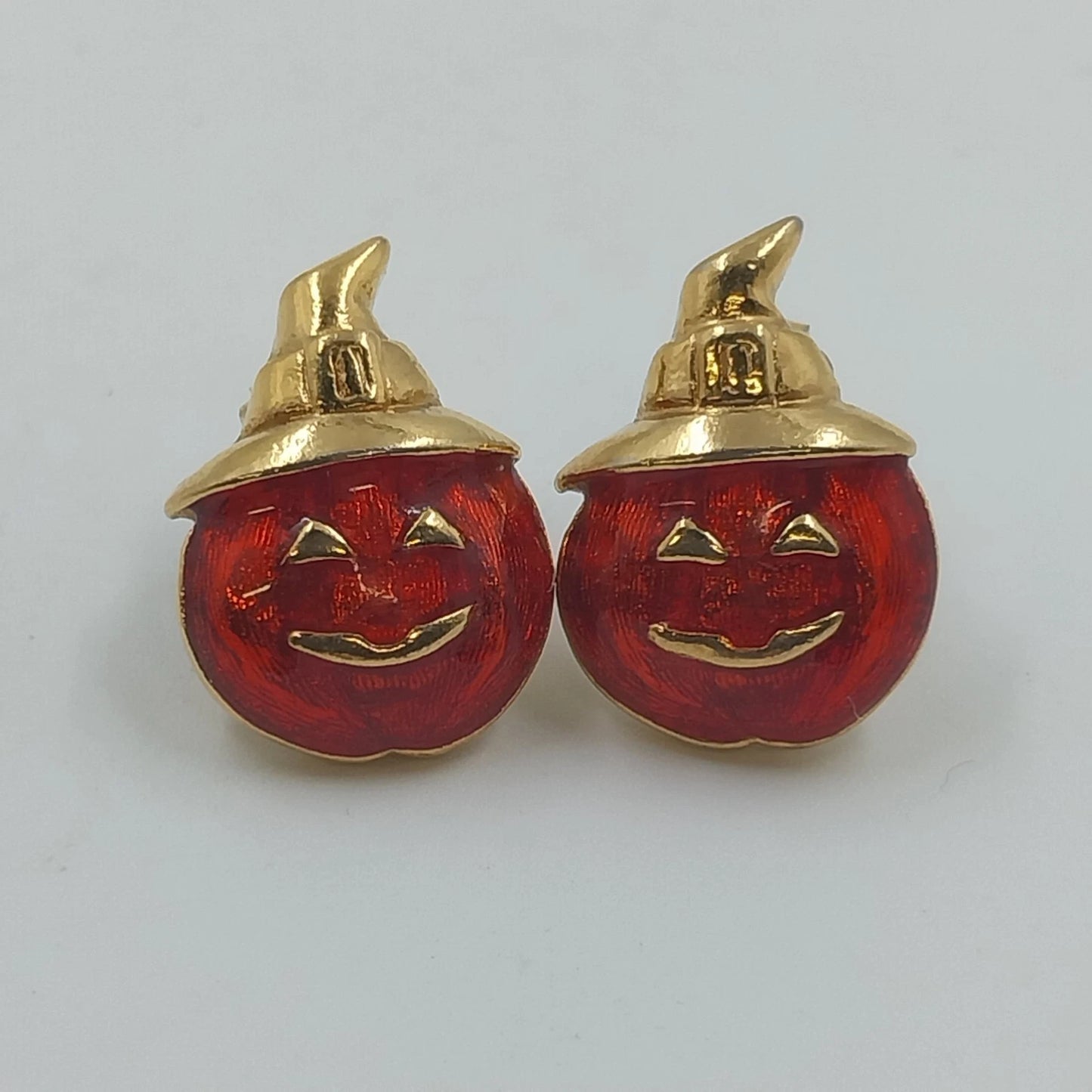 Avon Pumpkin Witch Hat Stud Halloween Earrings Jack O Lantern Gold Enamel 1994
