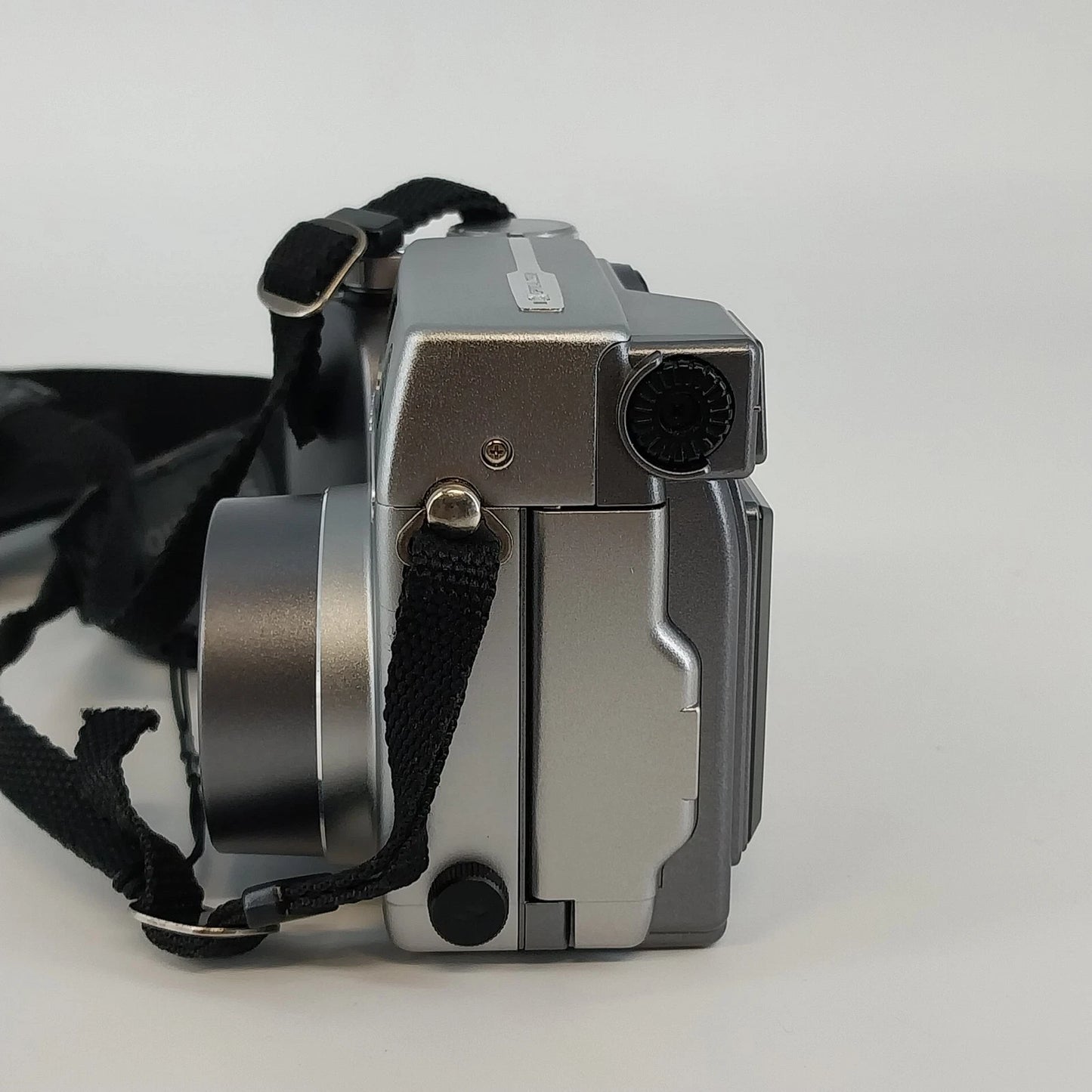 Olympus CAMEDIA C-4000 Zoom 4MP Digital Camera Point & Shoot Tested w Manual
