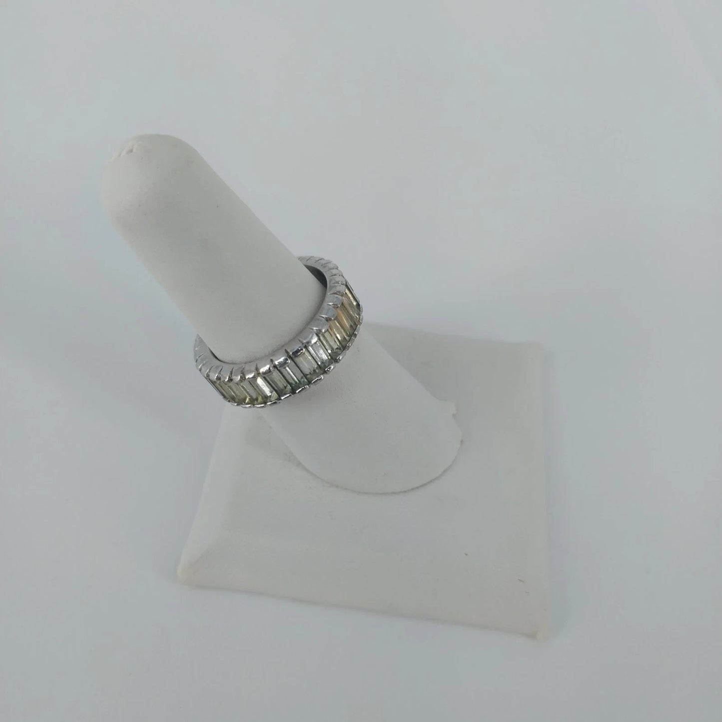 Silver Tone Baguette Rhinestone Eternity Band Ring Size 7 Stackable Fashion Vtg