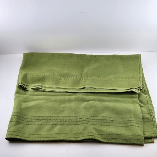 Green Pattern Linen Blend Tablecloth 69" x 52" and 6 Napkins 16" Square Vintage