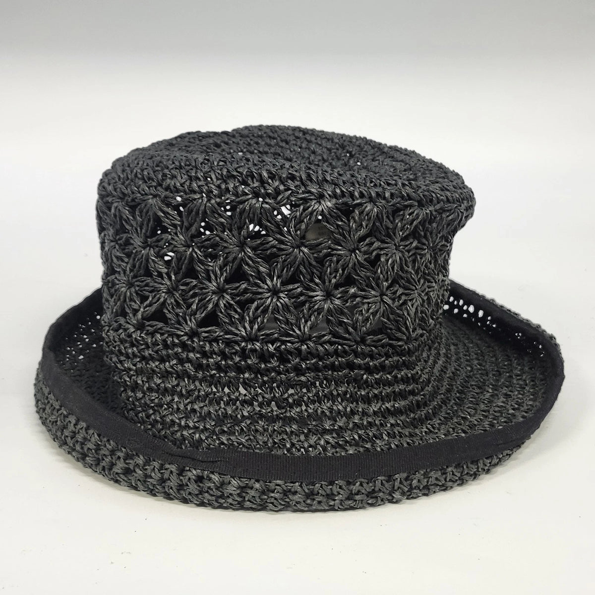 Signature Studio Women's Black Straw Hat Open Weave Floral Crochet Brim OSFM