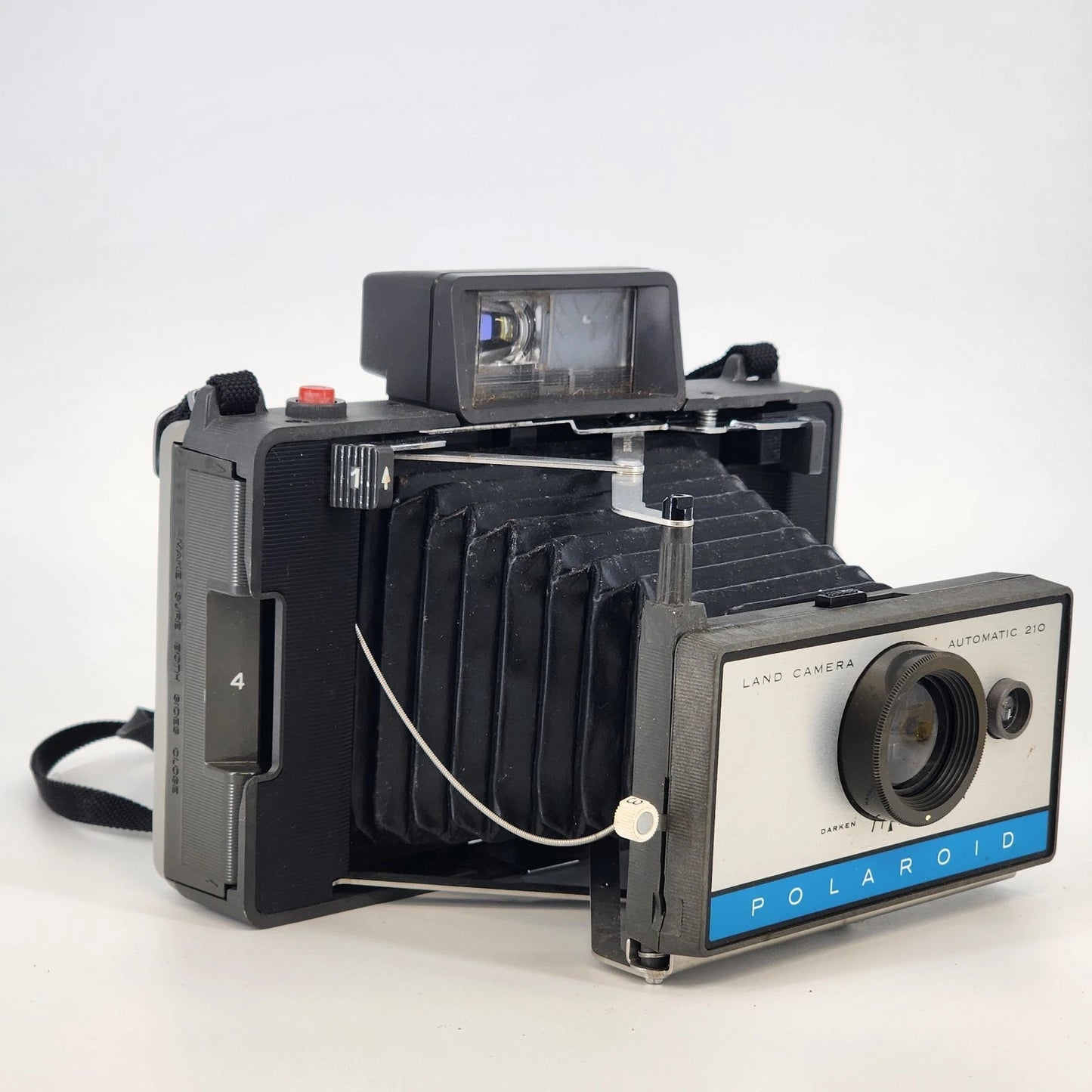 Polaroid Land Camera 210 Automatic Instant Film Developing Untested 1960's USA