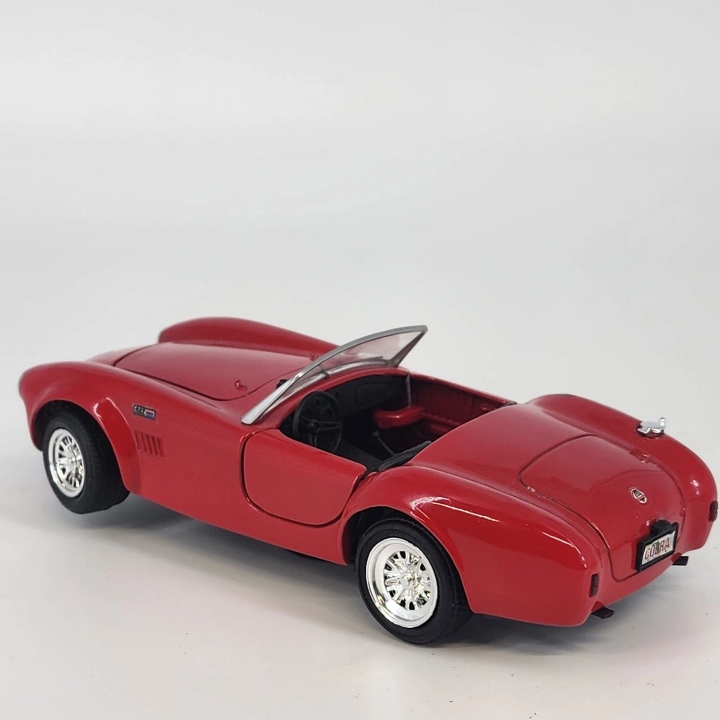 Revell Cobra 427 Diecast Car Vehicle 1:28 Red Opening Hood Doors Steer 6.25" Vtg