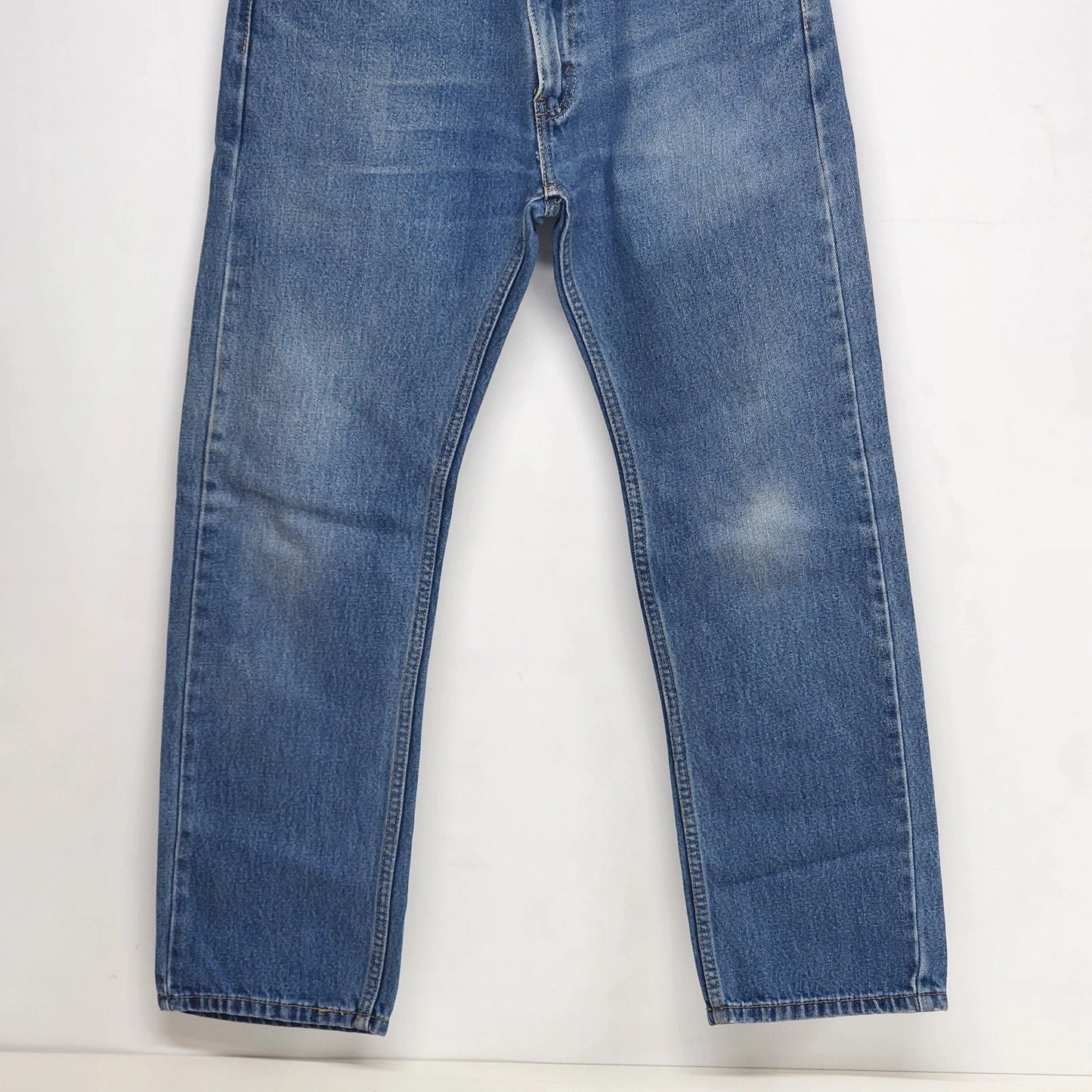 Levi's 505 Mens 32x30 Heavy Wash Distressed Straight Leg Jeans