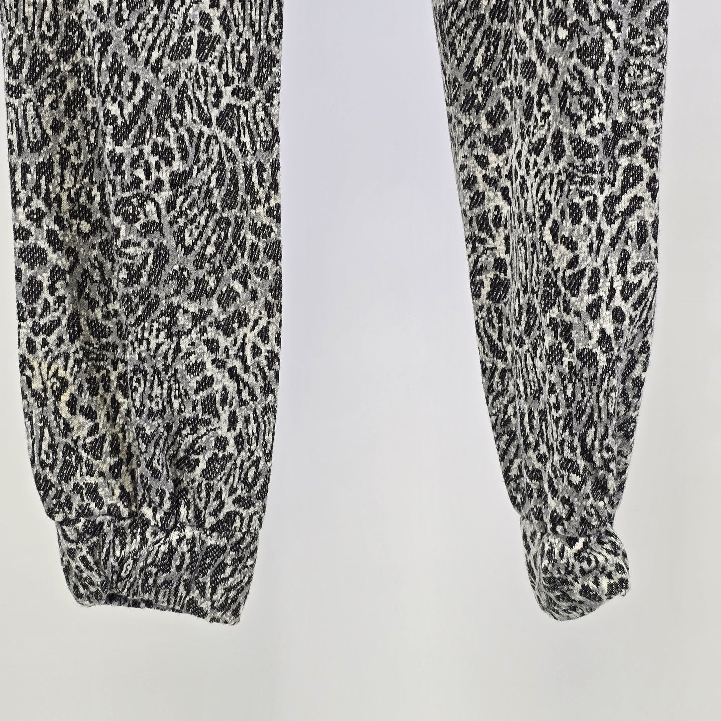 ADY P Women’s Jogger Pants with Contrast Panel in Mono Leopard Print XS China