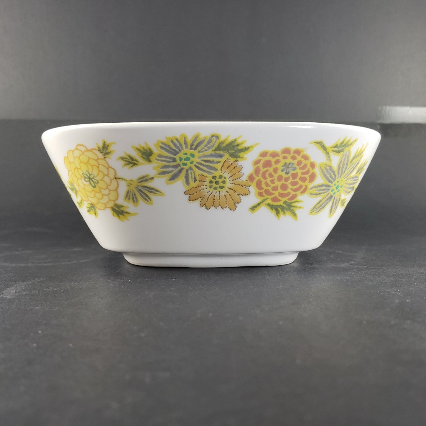 Noritake Progression Serving Bowl Sunny Side 9½" Oval Item 207730 Dinnerware
