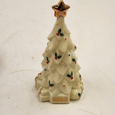 Baum Brothers Musical Christmas Tree Ornament Porcelain Ivory & Gold 2002 w Box
