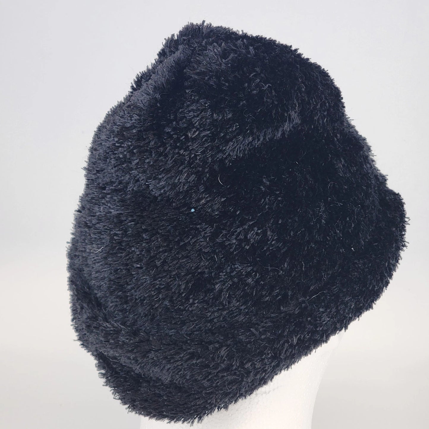 Black Sherpa Lined Beanie Hat Soft Warm Winter Cap Thermal Fleece Lining Unisex