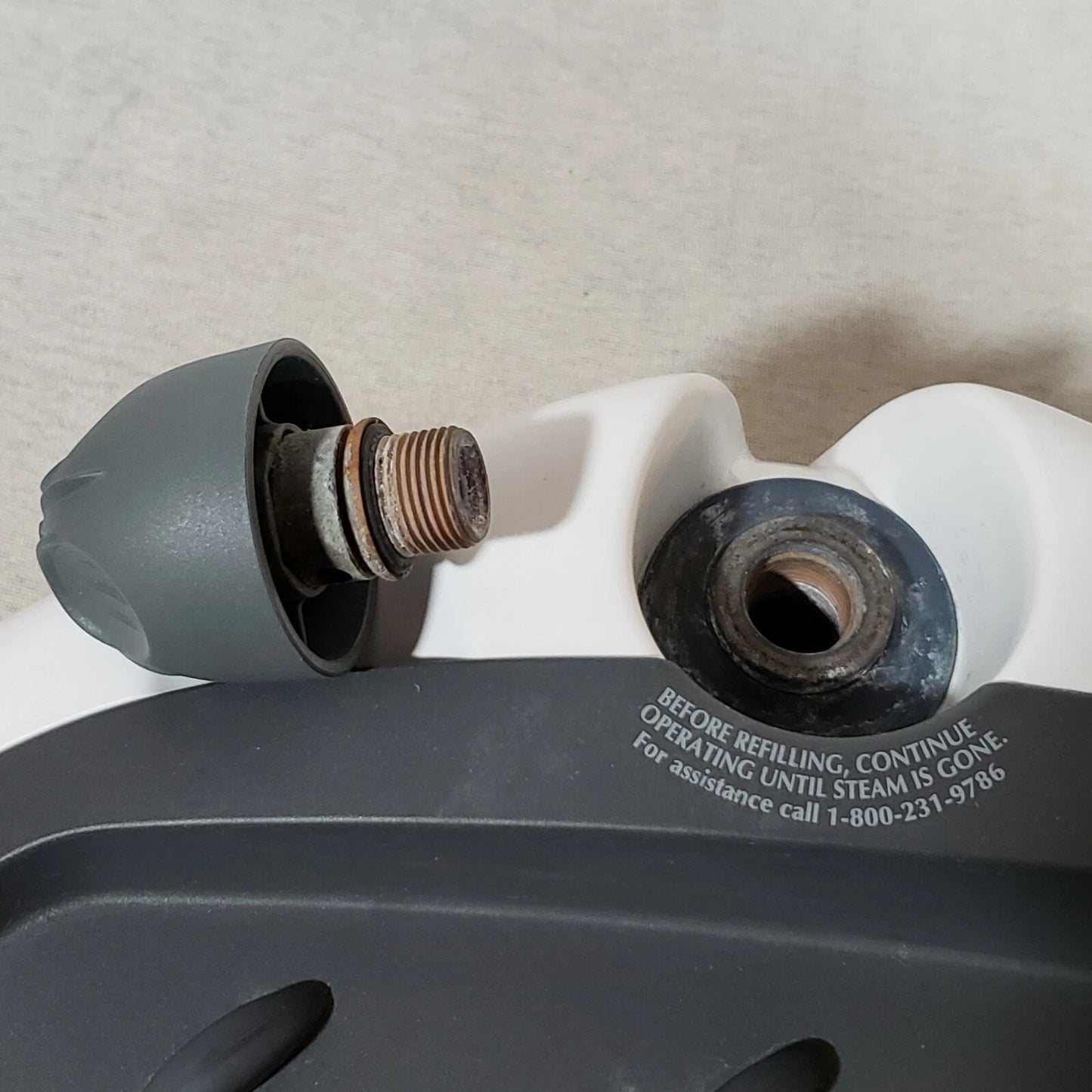 Black & Decker SG200 Steam Generator Iron Long Hose 900ml Tank Tested Works