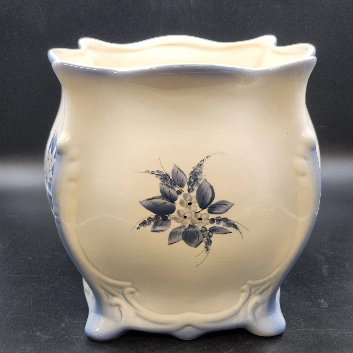 Vee Jackson California Pottery White Planter Blue Floral Footed Cachepot 9.5 in