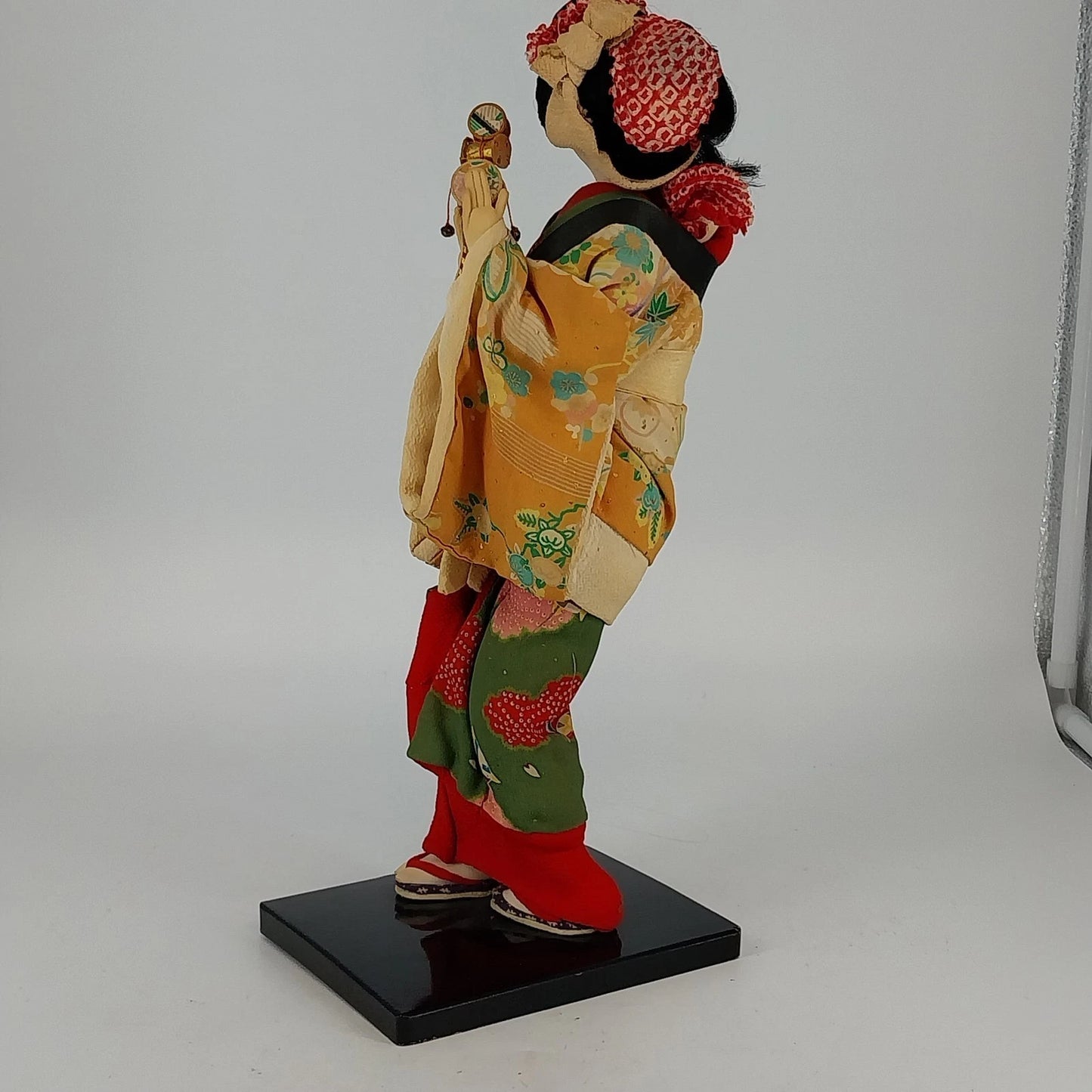 Japanese Geisha Doll 14" Wood Stand Noisemaker Drum Kimono Display Vintage