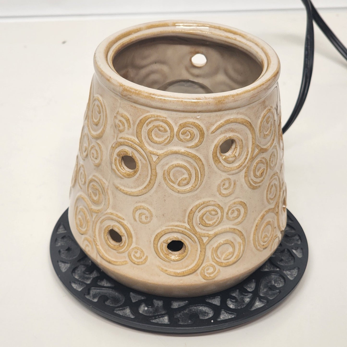 Scentsy Angora Warmer Beige Cream Tan Swirl Pattern Portable Luminaire Lamp 6 in