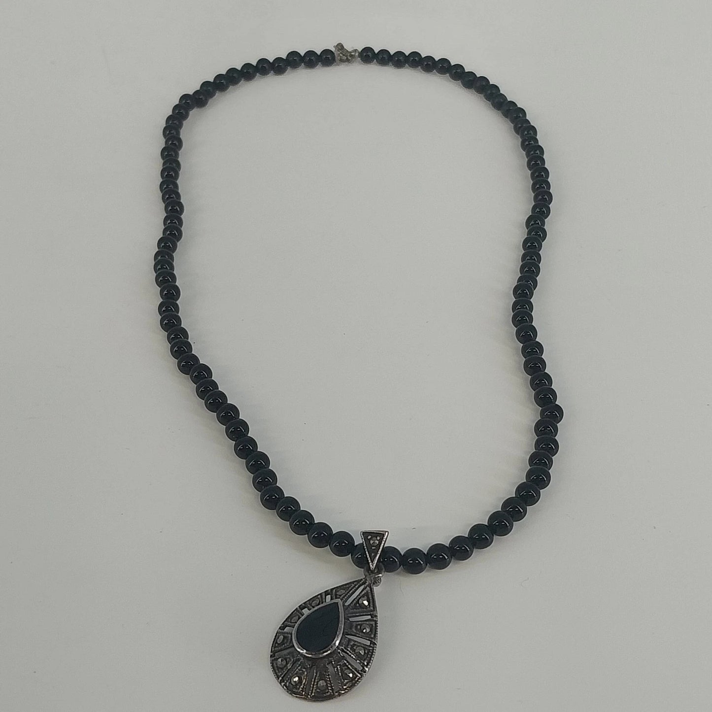 Vintage Sterling Silver Black Onyx Teardrop Necklace 16 Inch