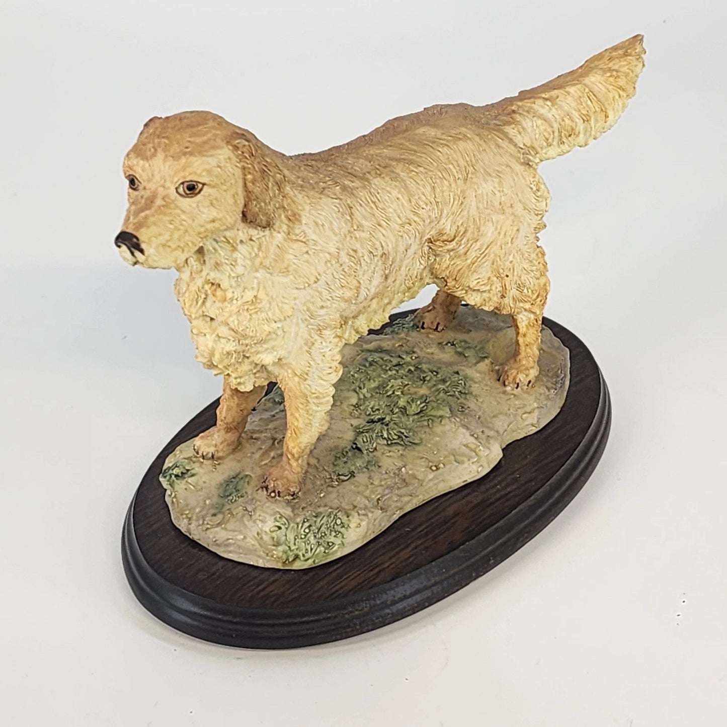 Arnart Imports Golden Retriever Dog Figurine on Wood Base 8.5" Taiwan 1984 Vtg