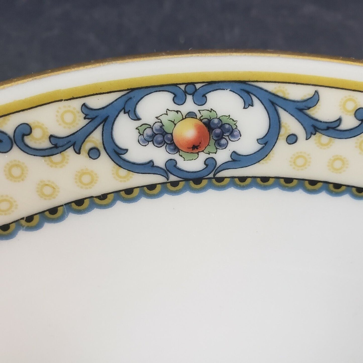 Thomas Bavaria Delmonte Soup Bowl Fruit Gold Trim 7.6”