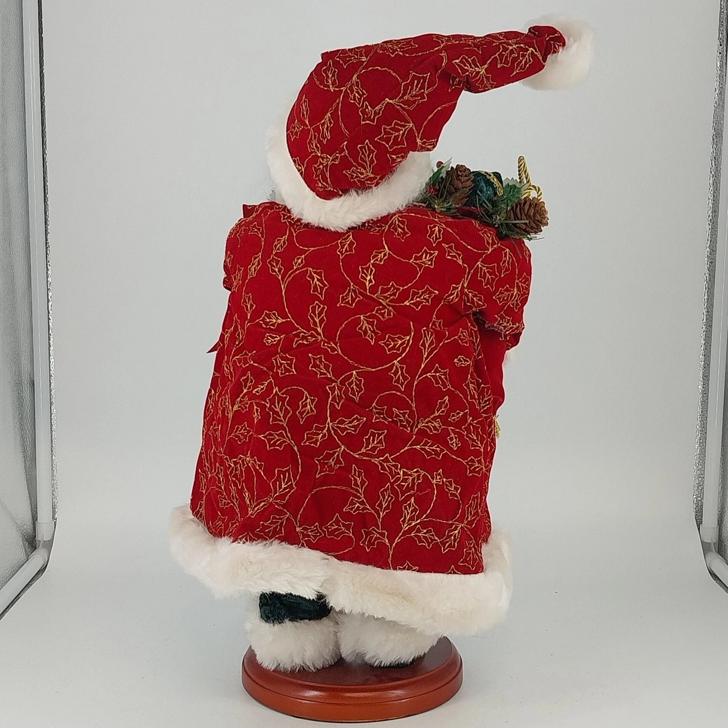 Grandeur Noel Santa Claus Figurine 16" #4132 Collector's Edition 1999 w/ Box
