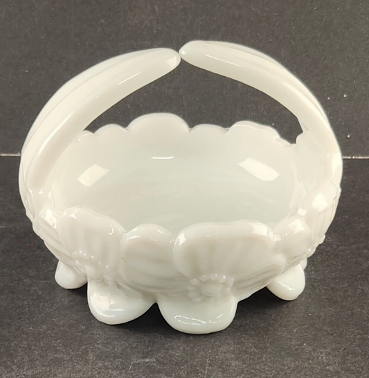 Dogwood Floral Split Handle Basket Candy Dish Westmoreland White Milk Glass 5"d