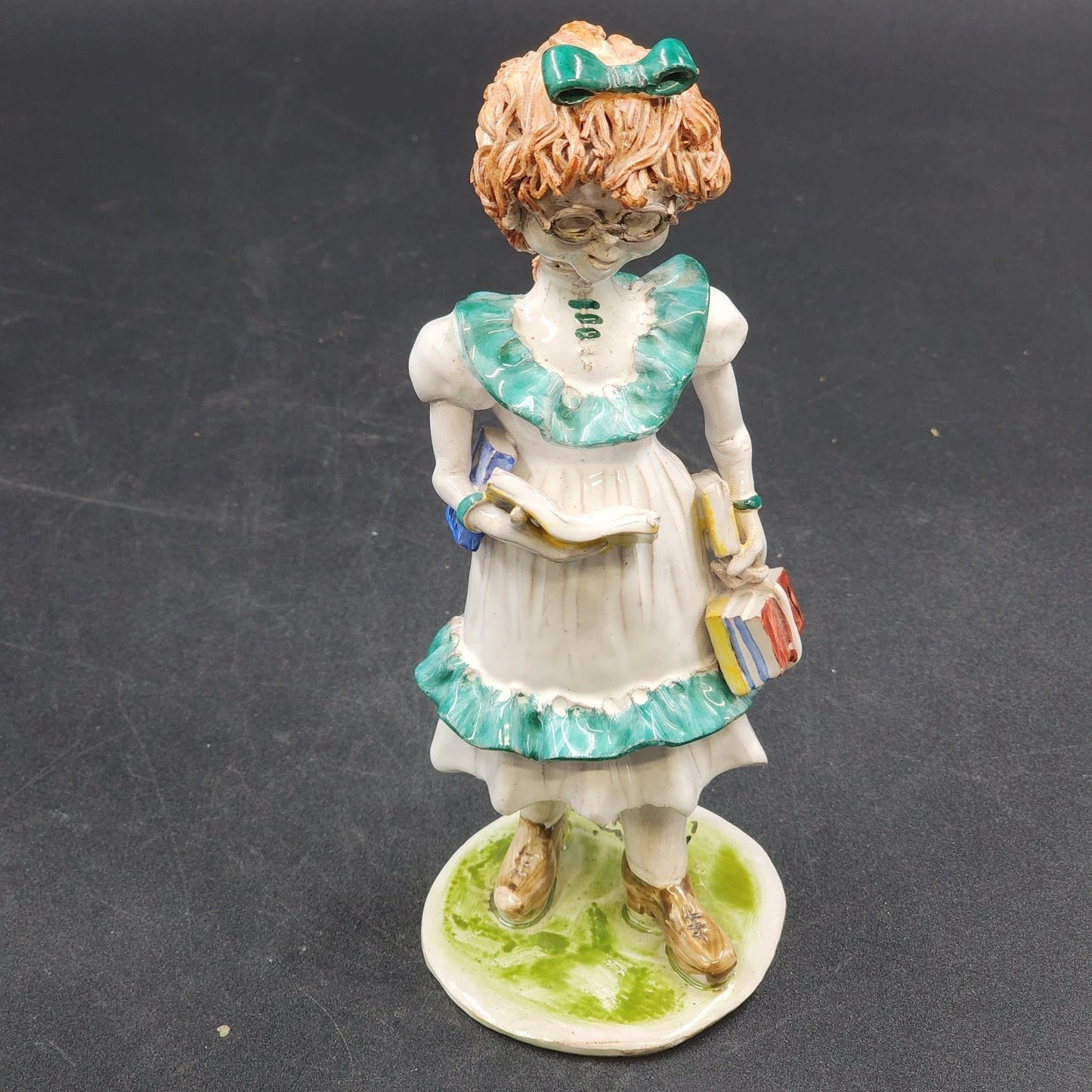 Beuciui Italy Capodimonte Figurine Girl w Glasses & Book Limited Edition 31/2500