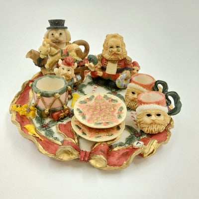 Popular Imports T1261 Mini Tea Set 1994 Christmas Wreath Polystone Resin
