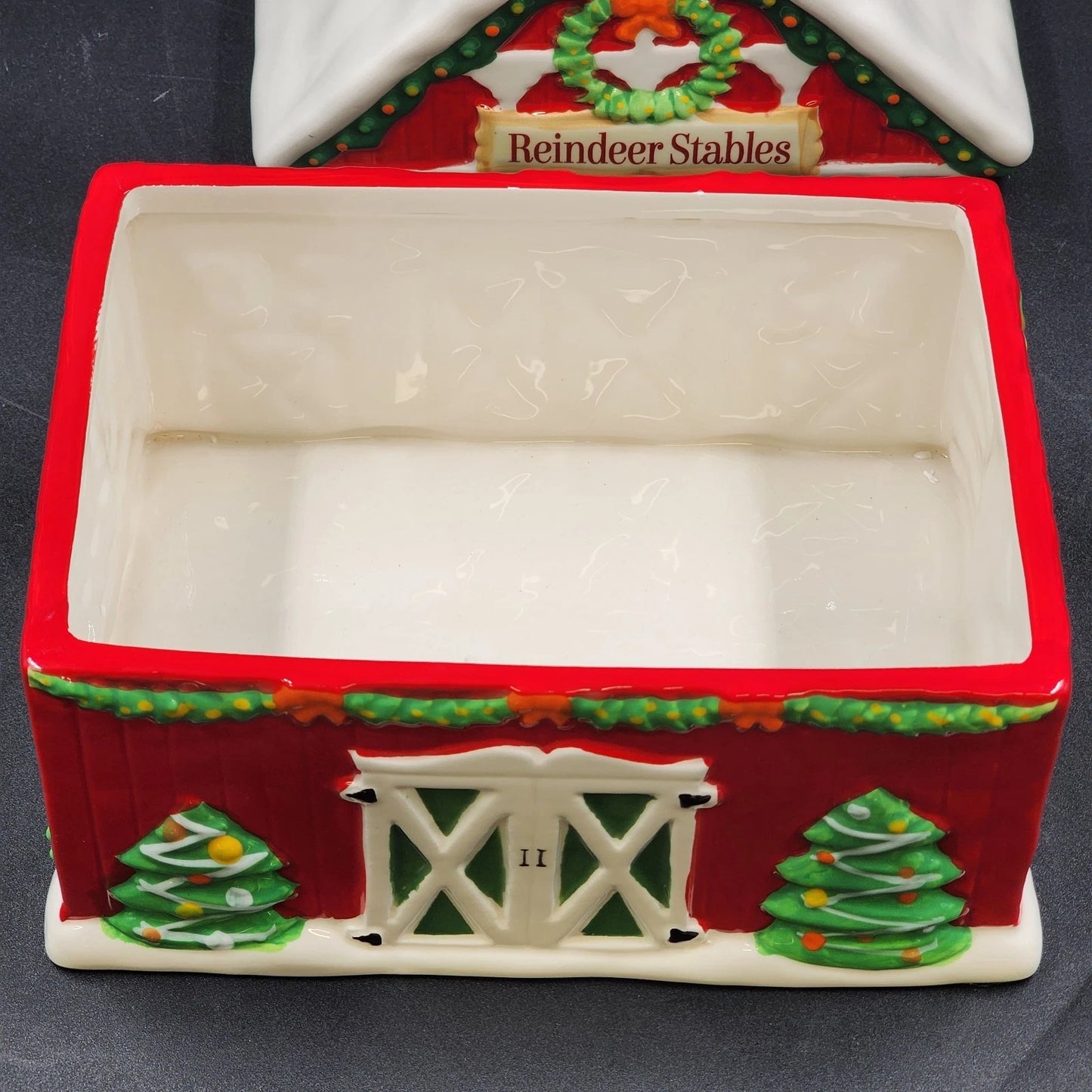 Cheryl's Cookies Cookie Jar Reindeer Stables Certified International Christmas