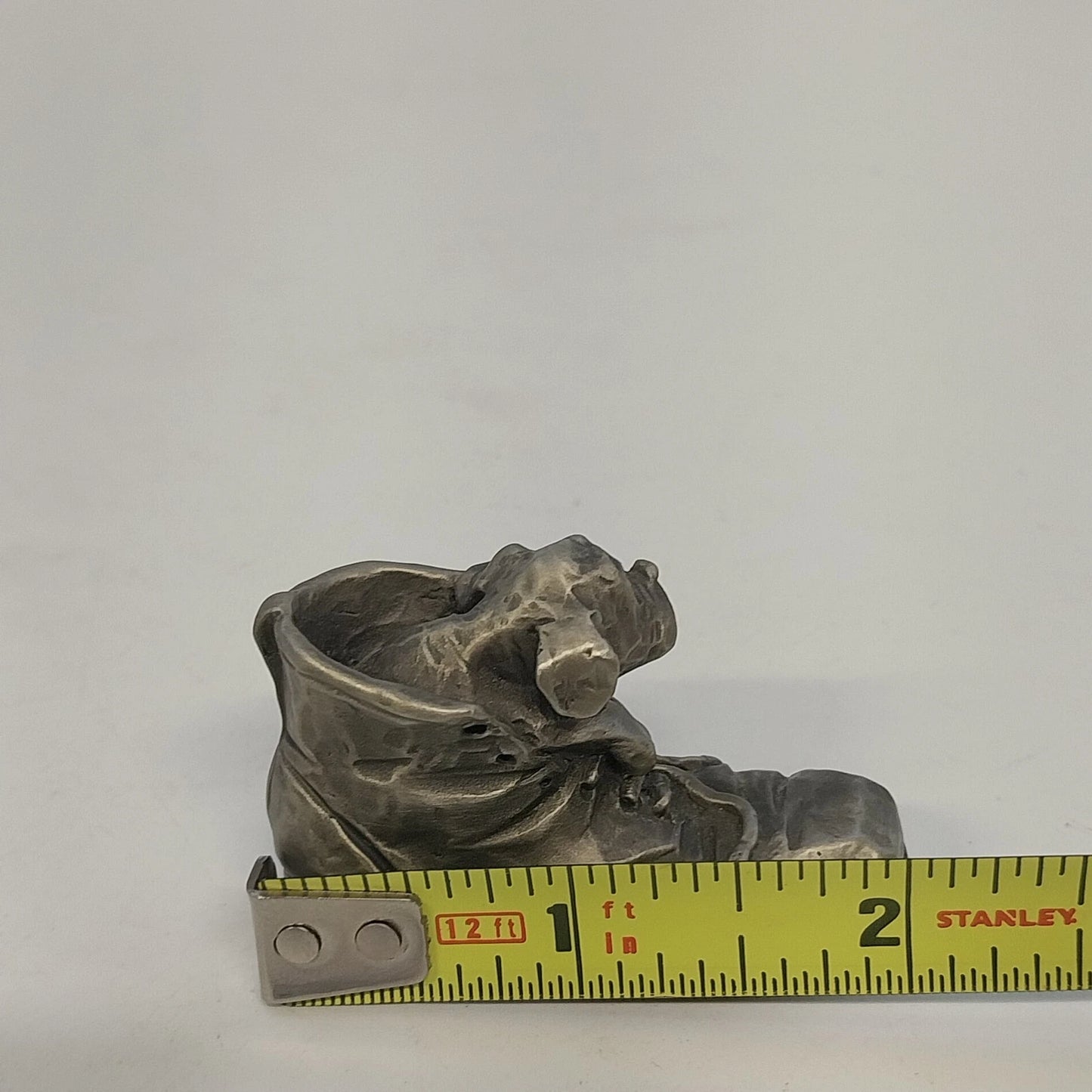 Little Gallery Dog in Shoe Pewter Figurine Kraczkowski 2" 1980 Vintage