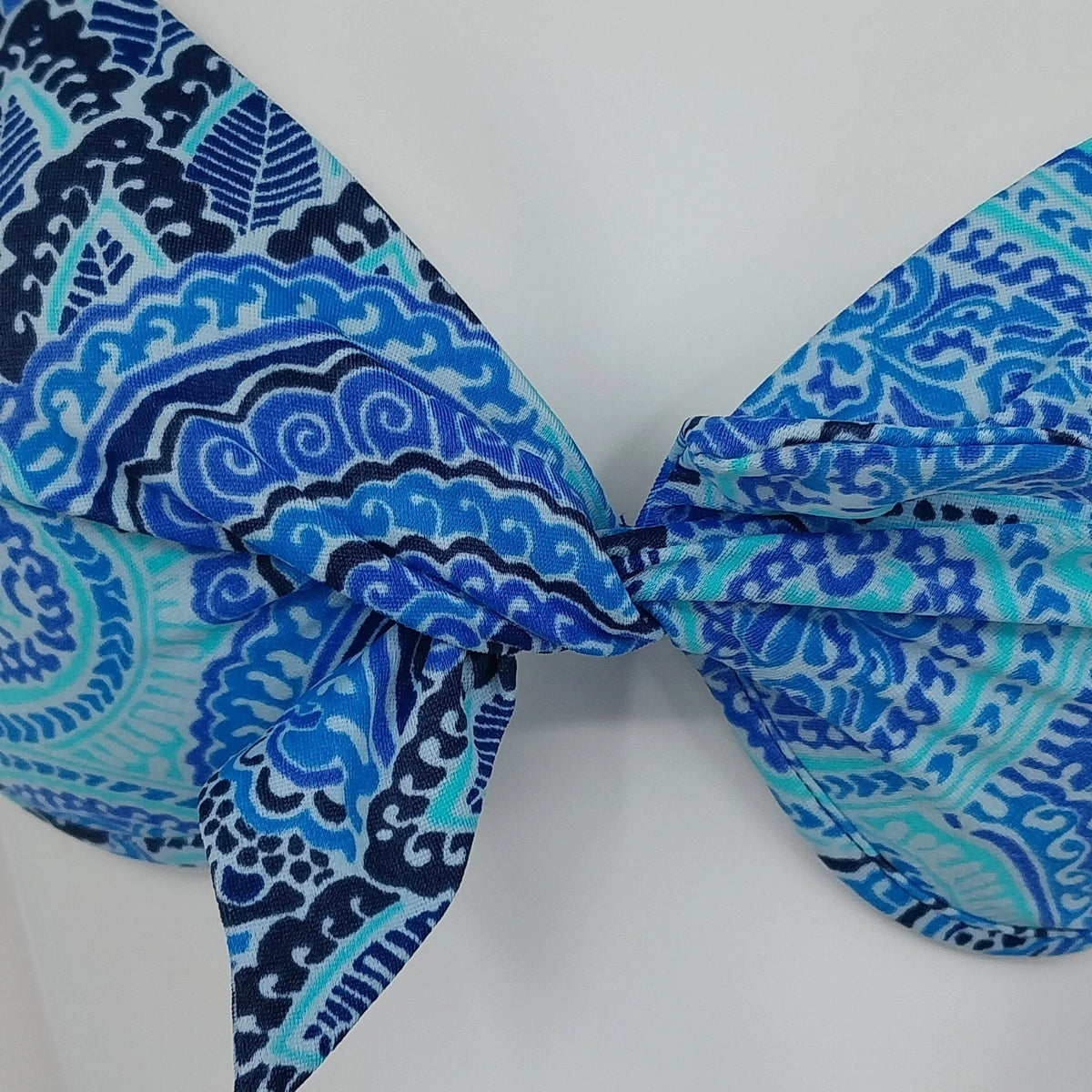 Body I.D. Blue Paisley 2-Piece Bikini Swimsuit Women's Size 10 Underwire