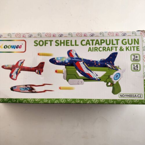 Aircraft and Kite Catapult Launcher Doloowee Soft Shell w Aircrafts Kite Shells