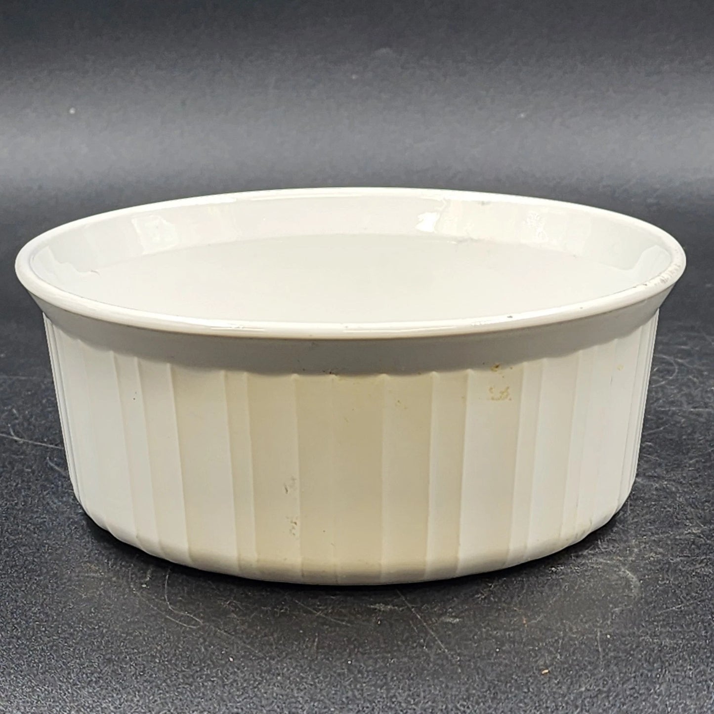 Corning Ware Round Casserole Dish French White F5B 1.5 Quart Soufflé Stoneware