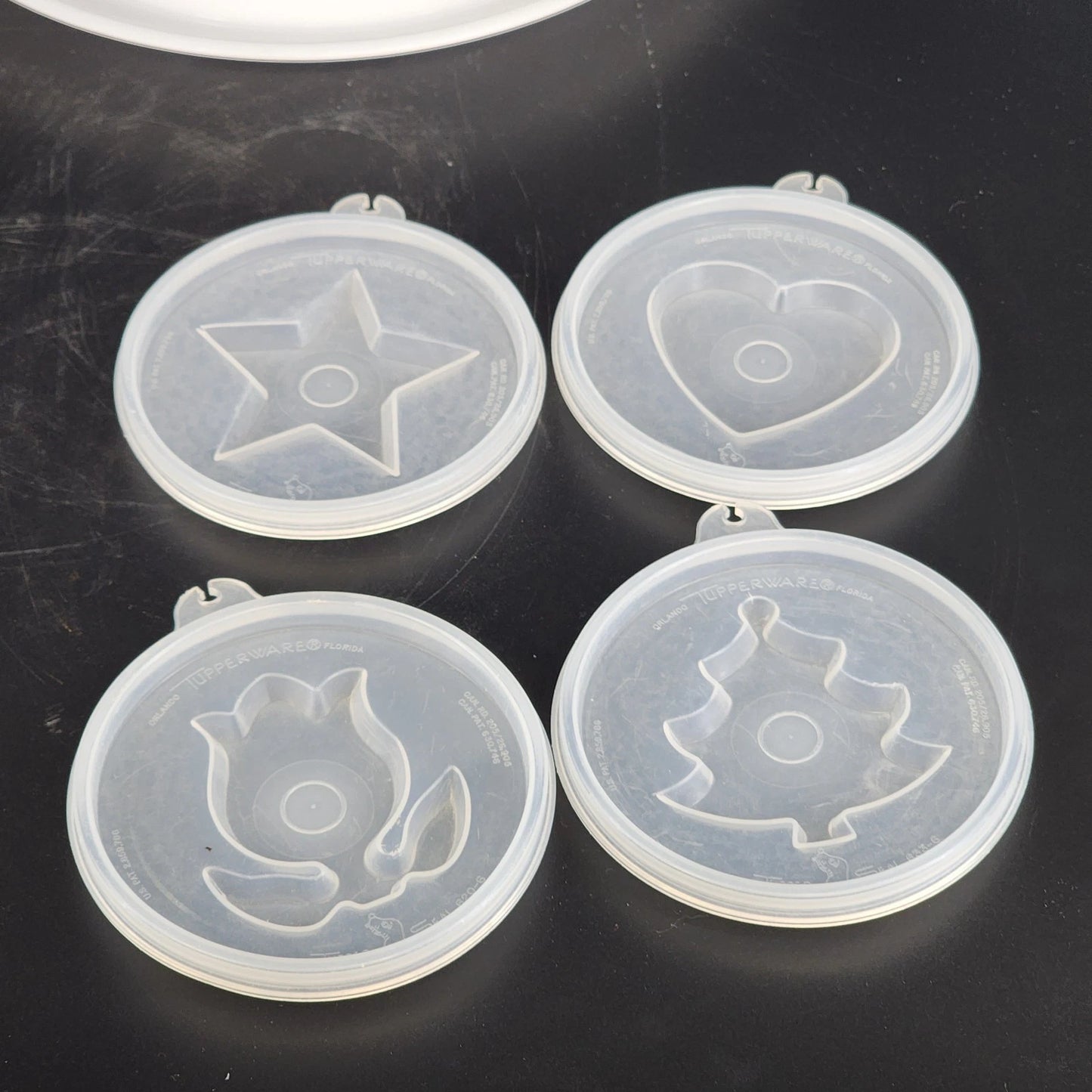 Tupperware Jel-N-Serve 616-5 Jello Mold w Plate & 4 Pattern Insert Lids Vintage