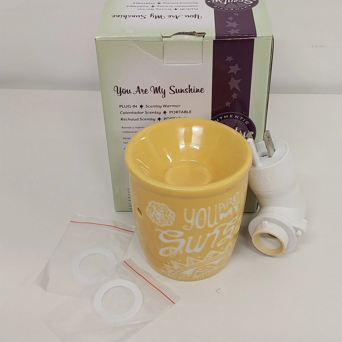 Scentsy You Are My Sunshine Mini Warmer 29133 Yellow Ceramic Wall Plug In Boxed