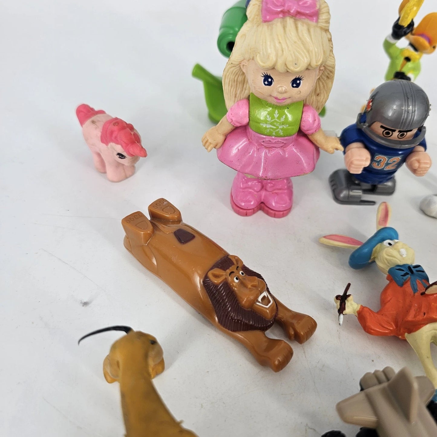 Mini Toy Lot 25 Pc Disney Peanuts Smurfs McDonalds Tomy Micropets Pony Vintage